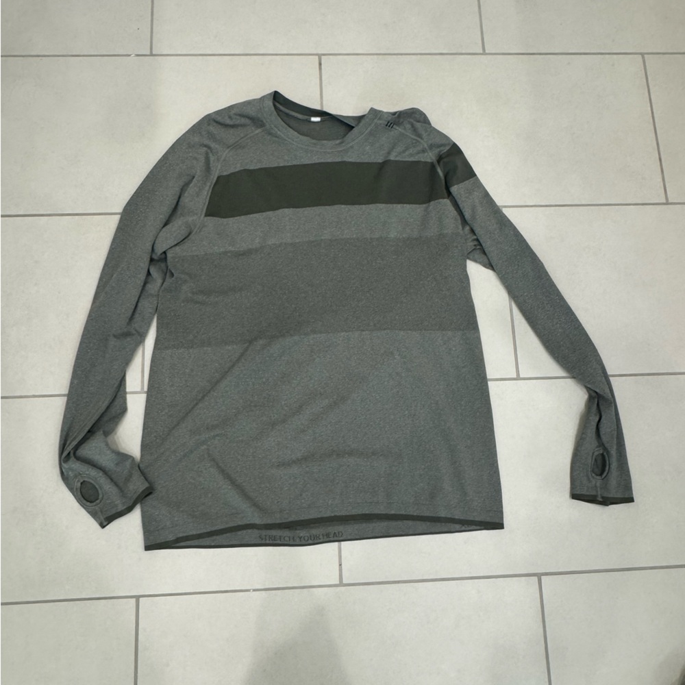 LOT of Men’s lululemon. Size XL - Picture 4 of 11